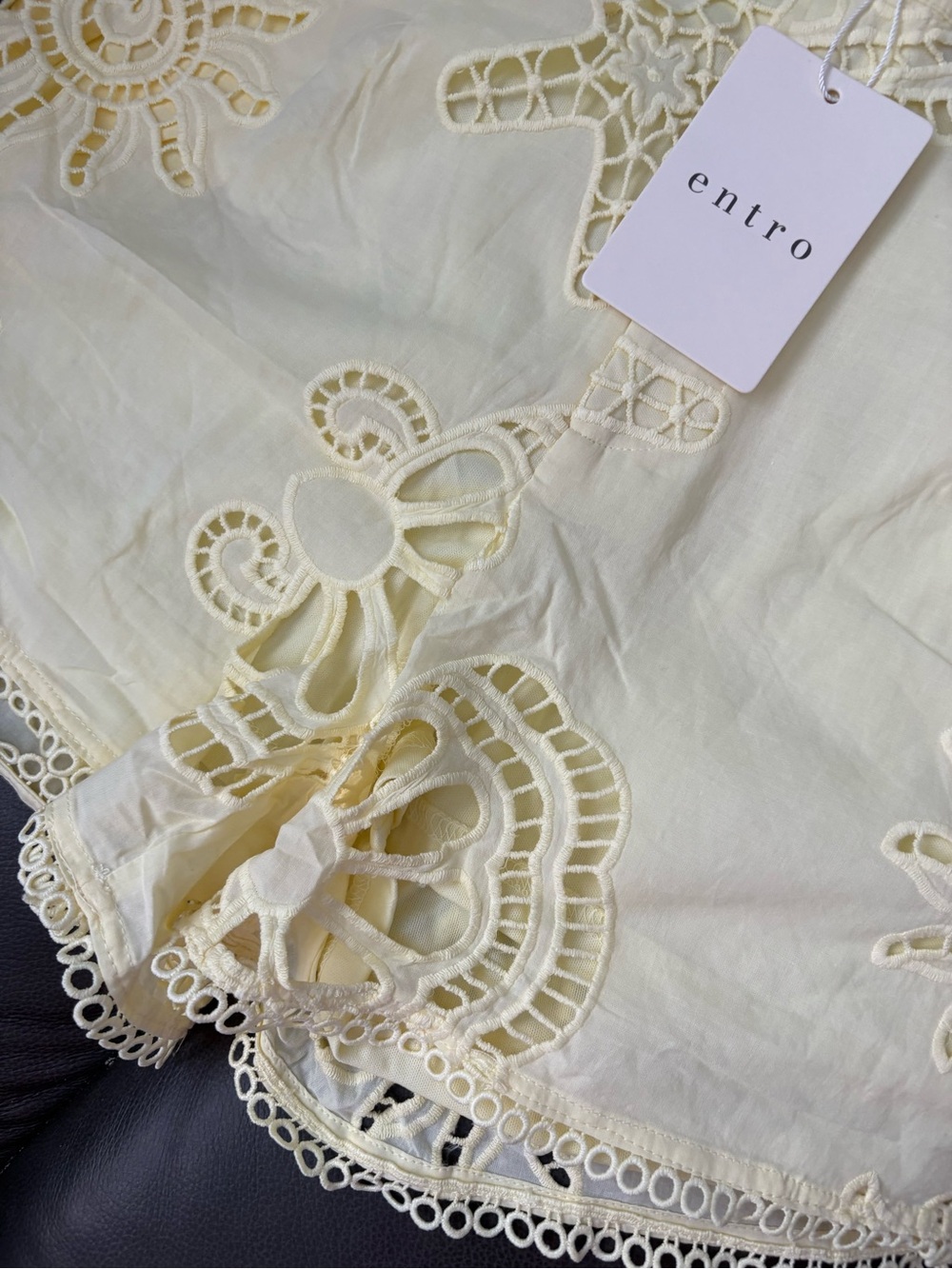 ❤️NEW entro Yellow Eyelet-Trim Button Front Top And shorts sets - Picture 5 of 15